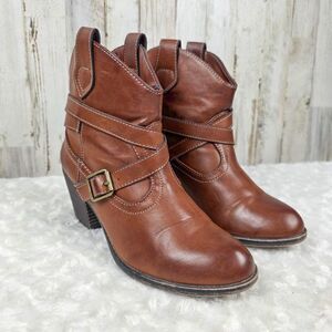 Unleashed Brown Western Ankle Booties Size 9.5